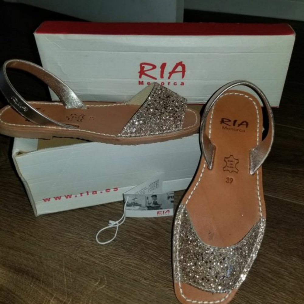 Ria Menorca Shoes size 39/ US size 8